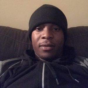 Meet your Posher, Akeem